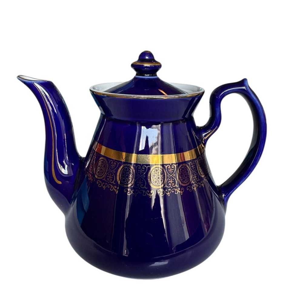 Hall China Philadelphia #063X 5 Cup Cobalt Blue Gold Trimmed Teapot